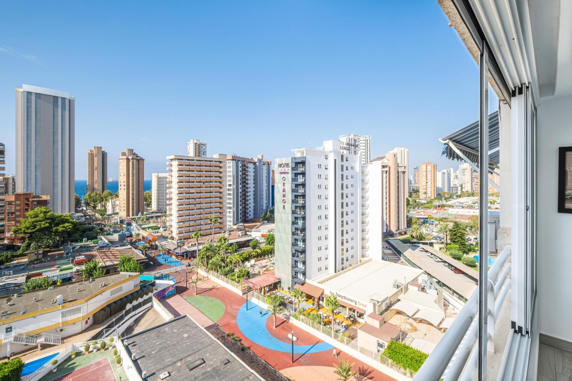 Torre Domo 9-d Levante Apartment *